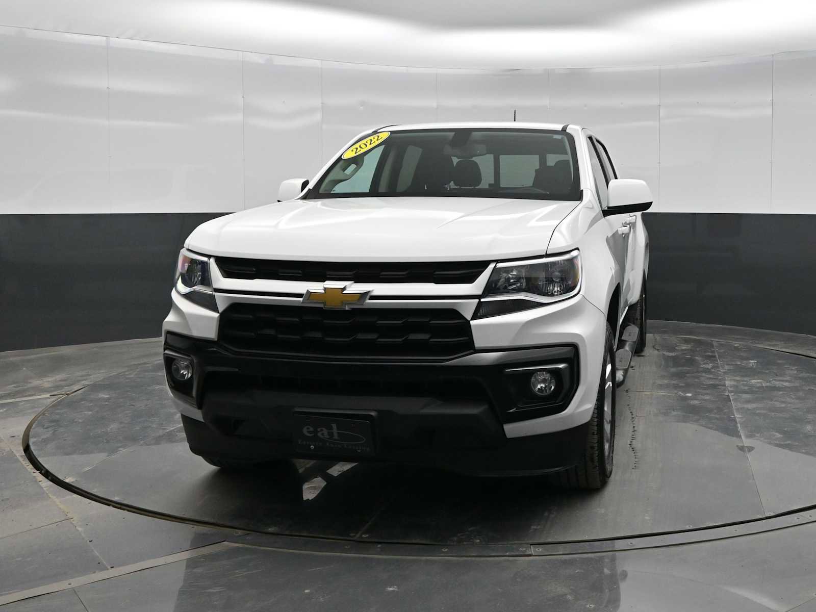 Used 2022 Chevrolet Colorado LT w/ LT Convenience Package image 3