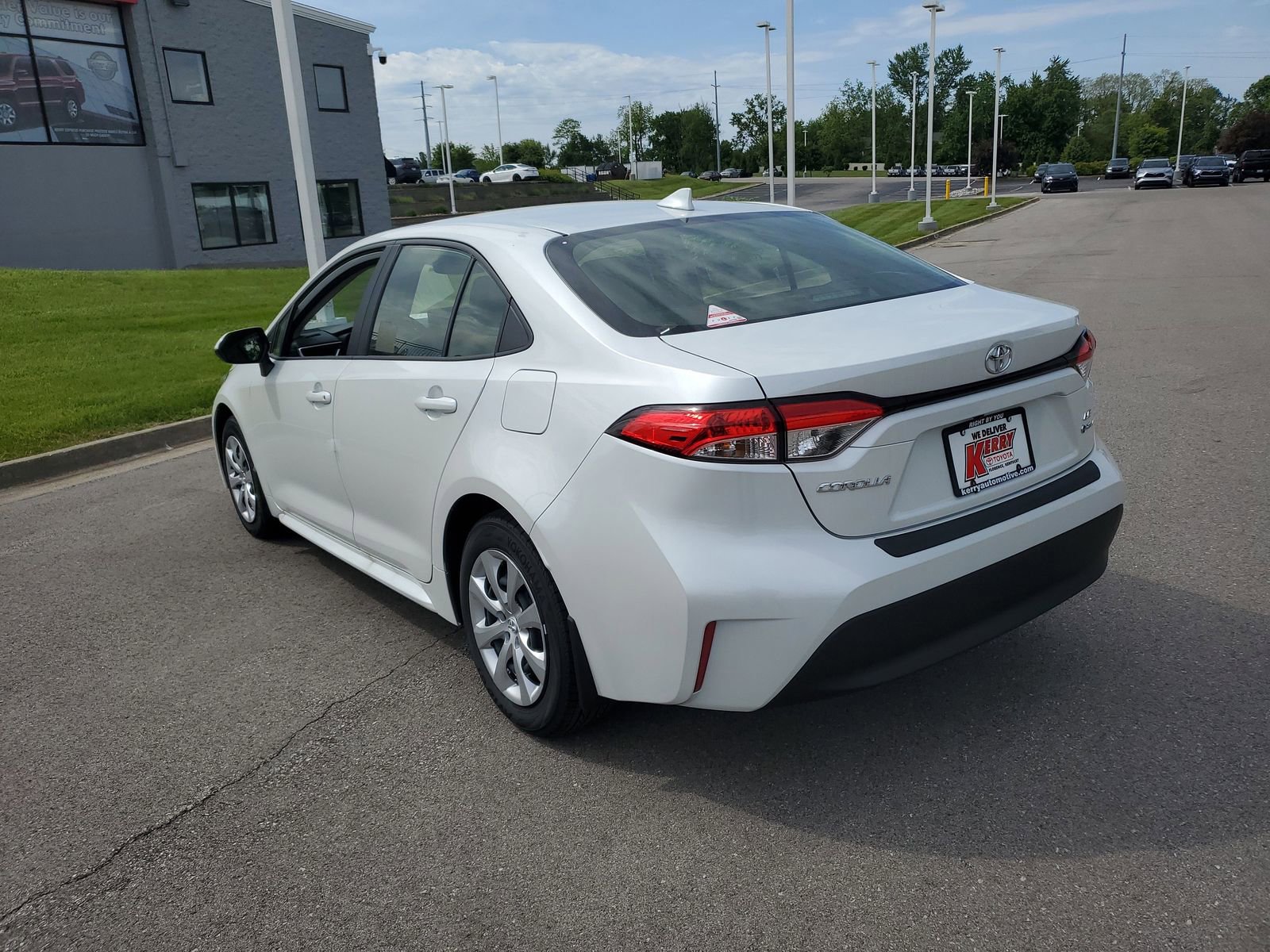 Certified 2026 Toyota Corolla LE FWD image 3
