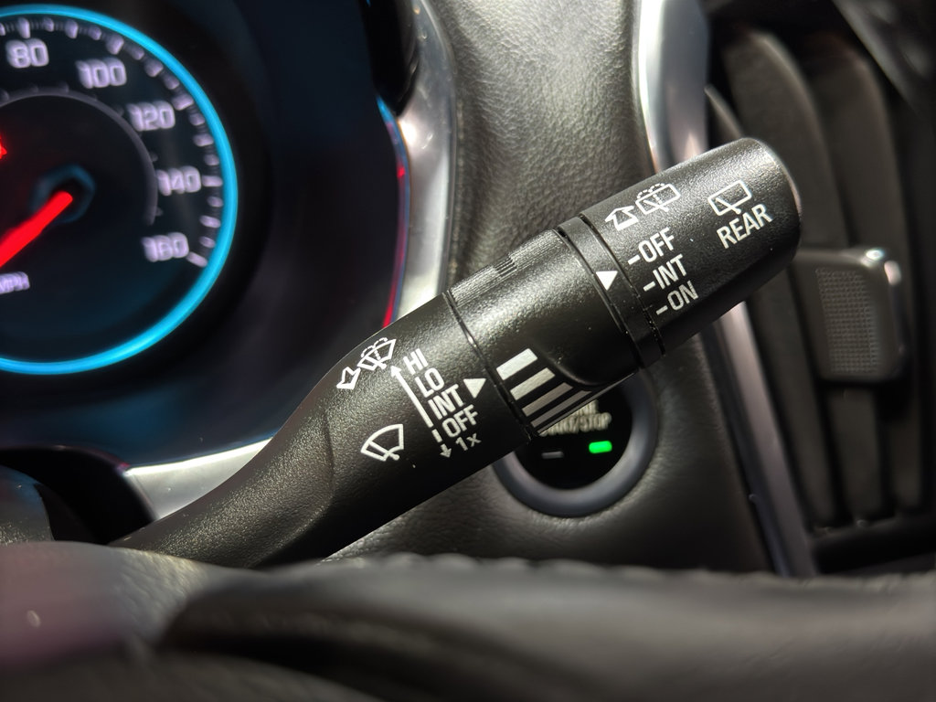 Used 2022 Chevrolet Traverse RS w/ LPO, Floor Liner Package image 29