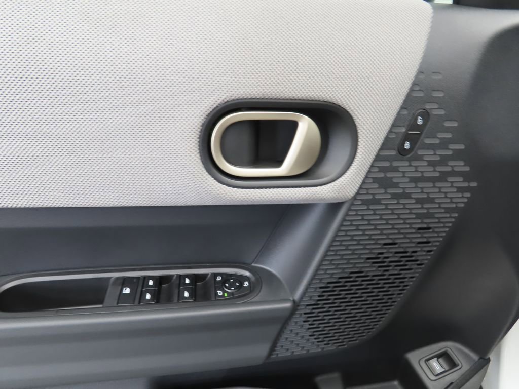 Used 2026 MINI Cooper 4-Door Hardtop image 25