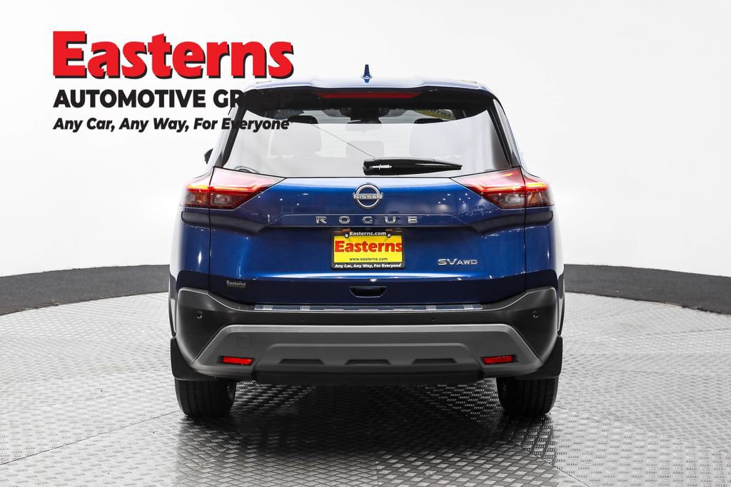 Used 2022 Nissan Rogue SV image 6