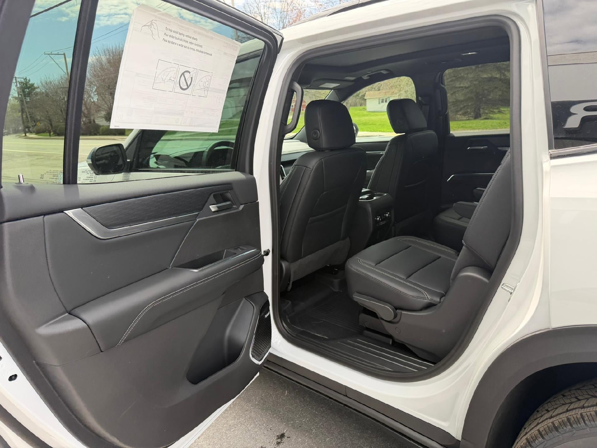 New 2026 GMC Acadia Elevation w/ Black Edition AWD/4WD image 39
