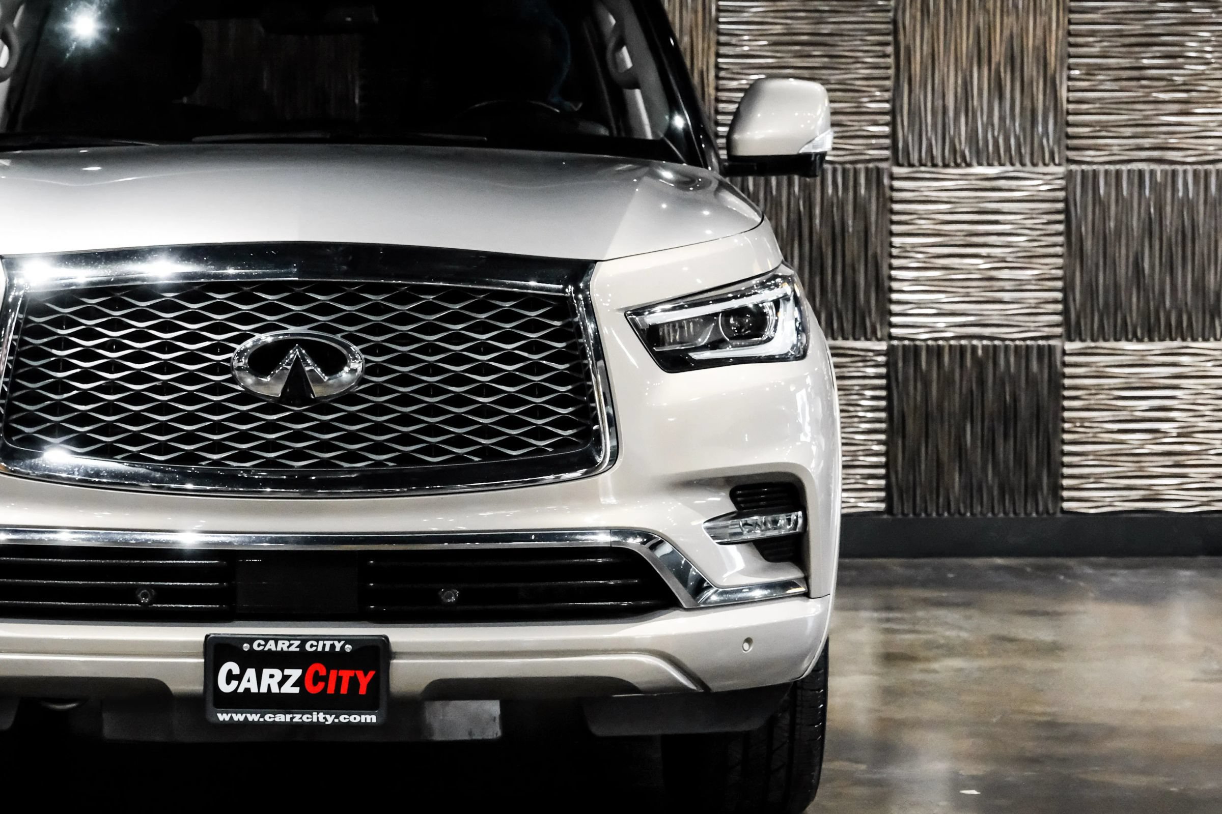 Used 2019 INFINITI QX80 Luxe RWD image 46