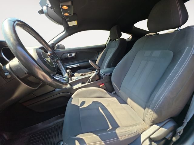Used 2019 Ford Mustang GT w/ Black Accent Package RWD image 9