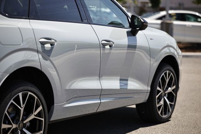 New 2026 Audi Q3 quattro 2.0T AWD/4WD image 8
