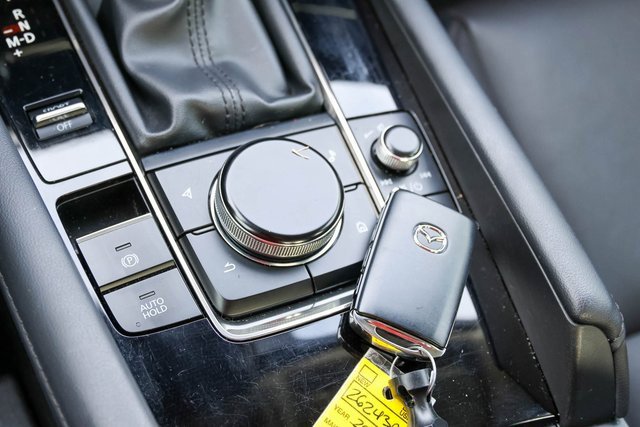 Used 2024 MAZDA MAZDA3 2.5 Turbo Sedan w/Premium Plus image 23