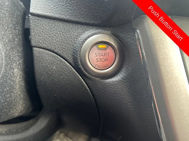 Used 2015 Nissan Sentra SV FWD image 38