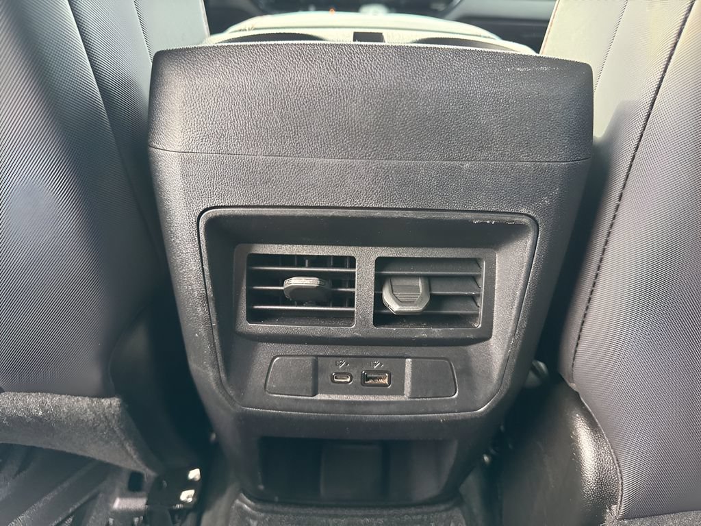 Used 2025 Chevrolet Colorado Z71 AWD/4WD image 13