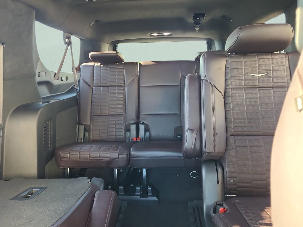 Used 2022 Cadillac Escalade ESV Premium Luxury Platinum w/ LPO, Radiant Package AWD/4WD image 10