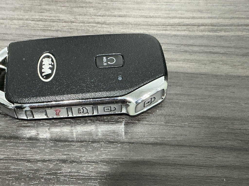 Used 2021 Kia Telluride S image 34