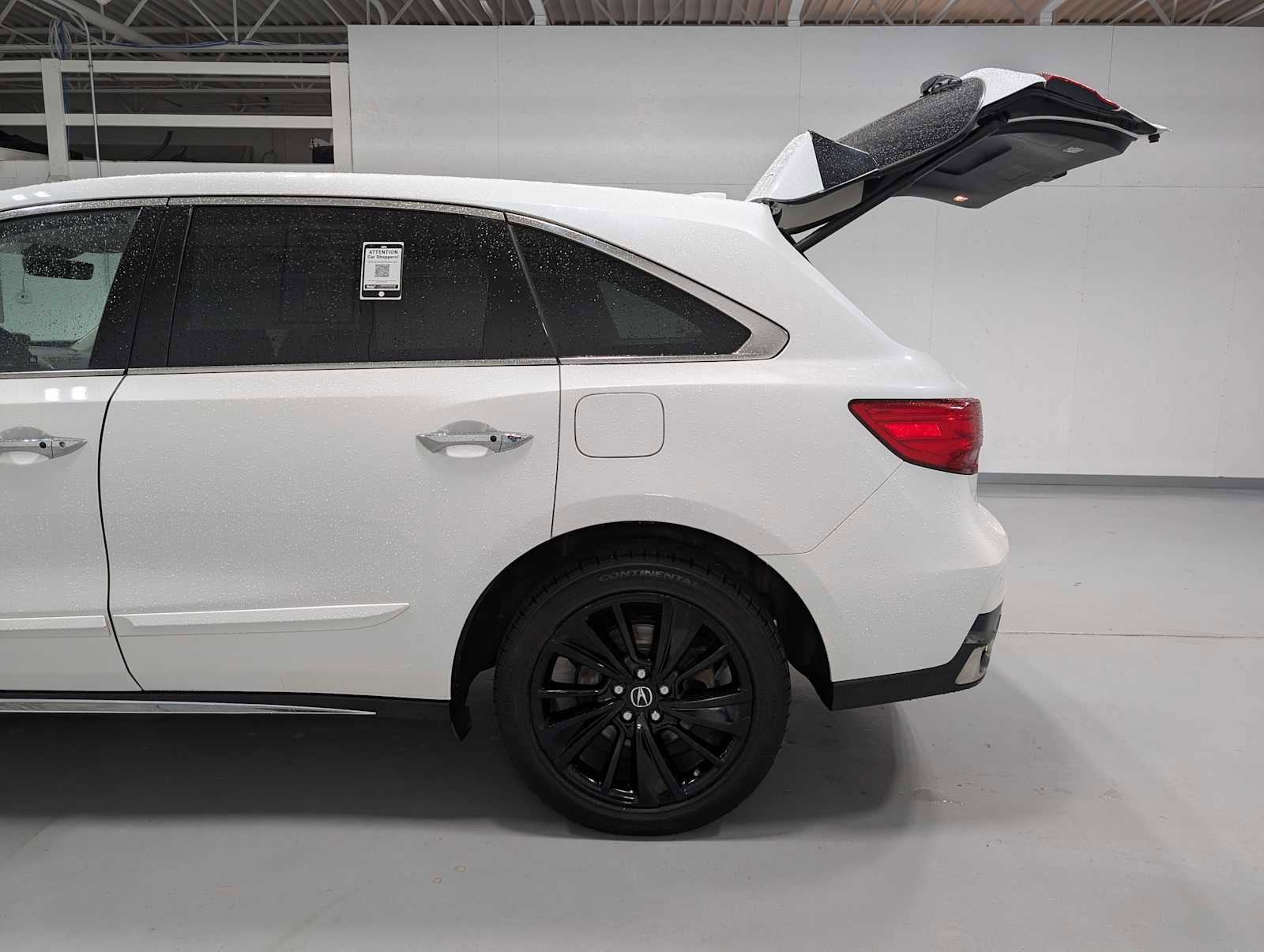 Used 2020 Acura MDX SH-AWD w/ Technology Package image 11
