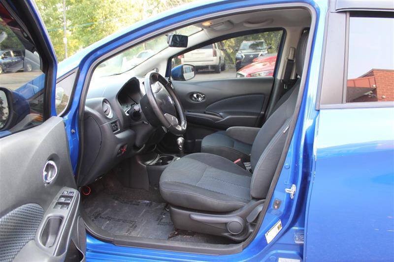 Used 2015 Nissan Versa Note SV FWD image 10