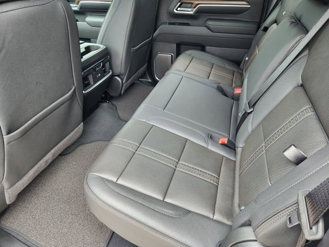New 2026 Chevrolet Silverado 2500 High Country w/ High Country Premium Package AWD/4WD image 31