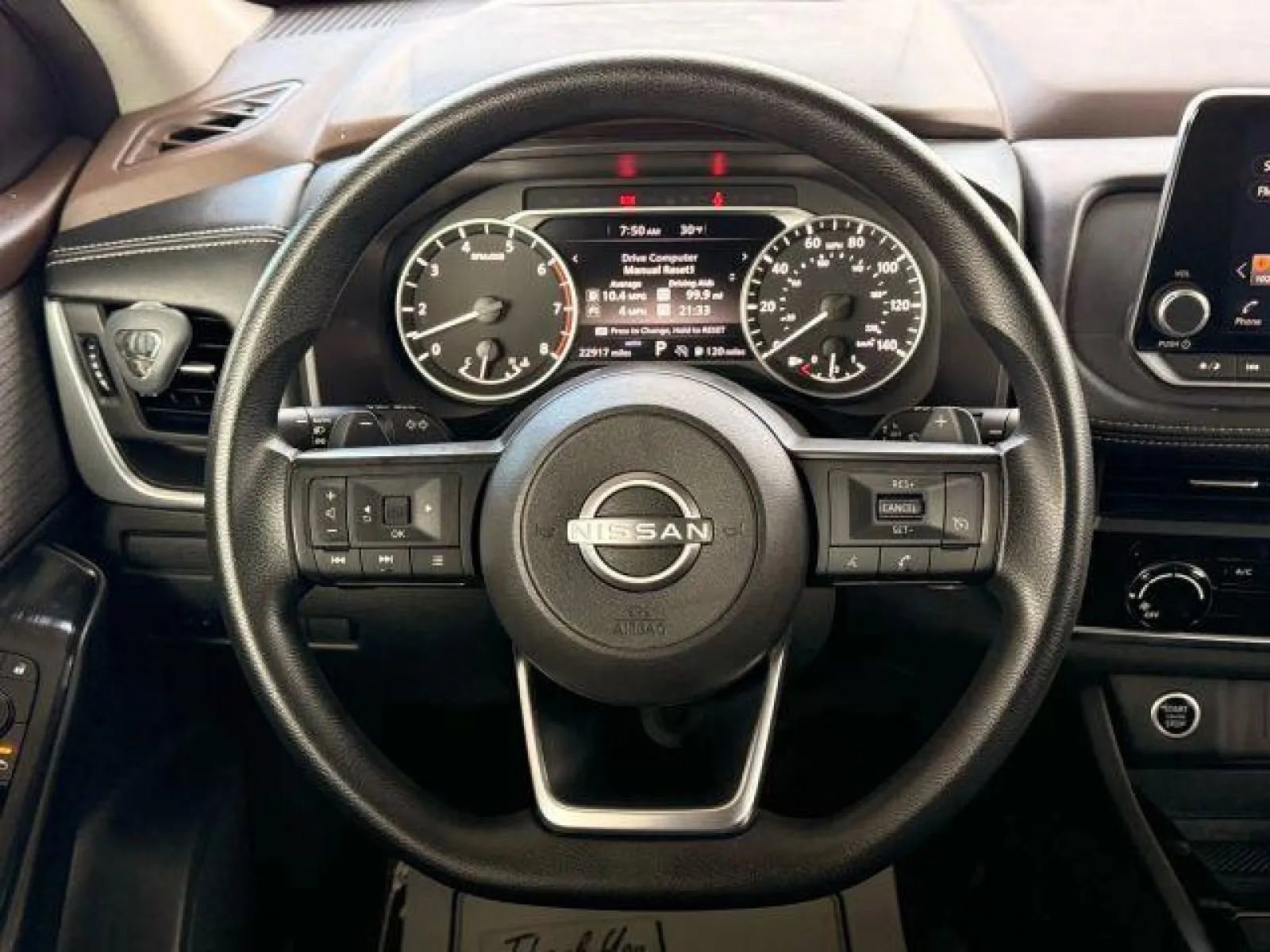 Used 2023 Nissan Rogue S AWD/4WD image 29