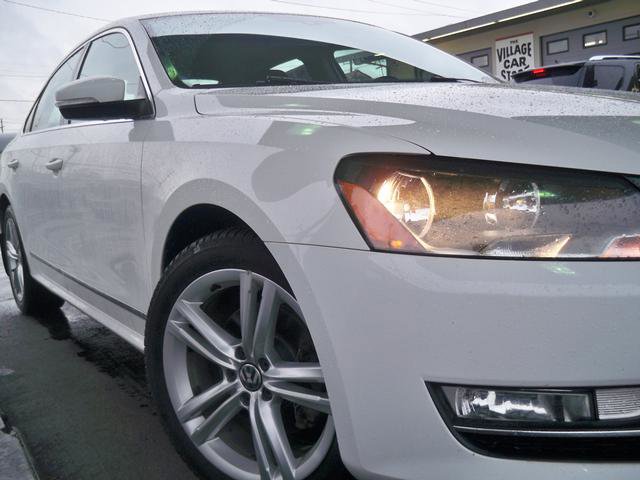 Used 2014 Volkswagen Passat TDI SEL Premium image 19