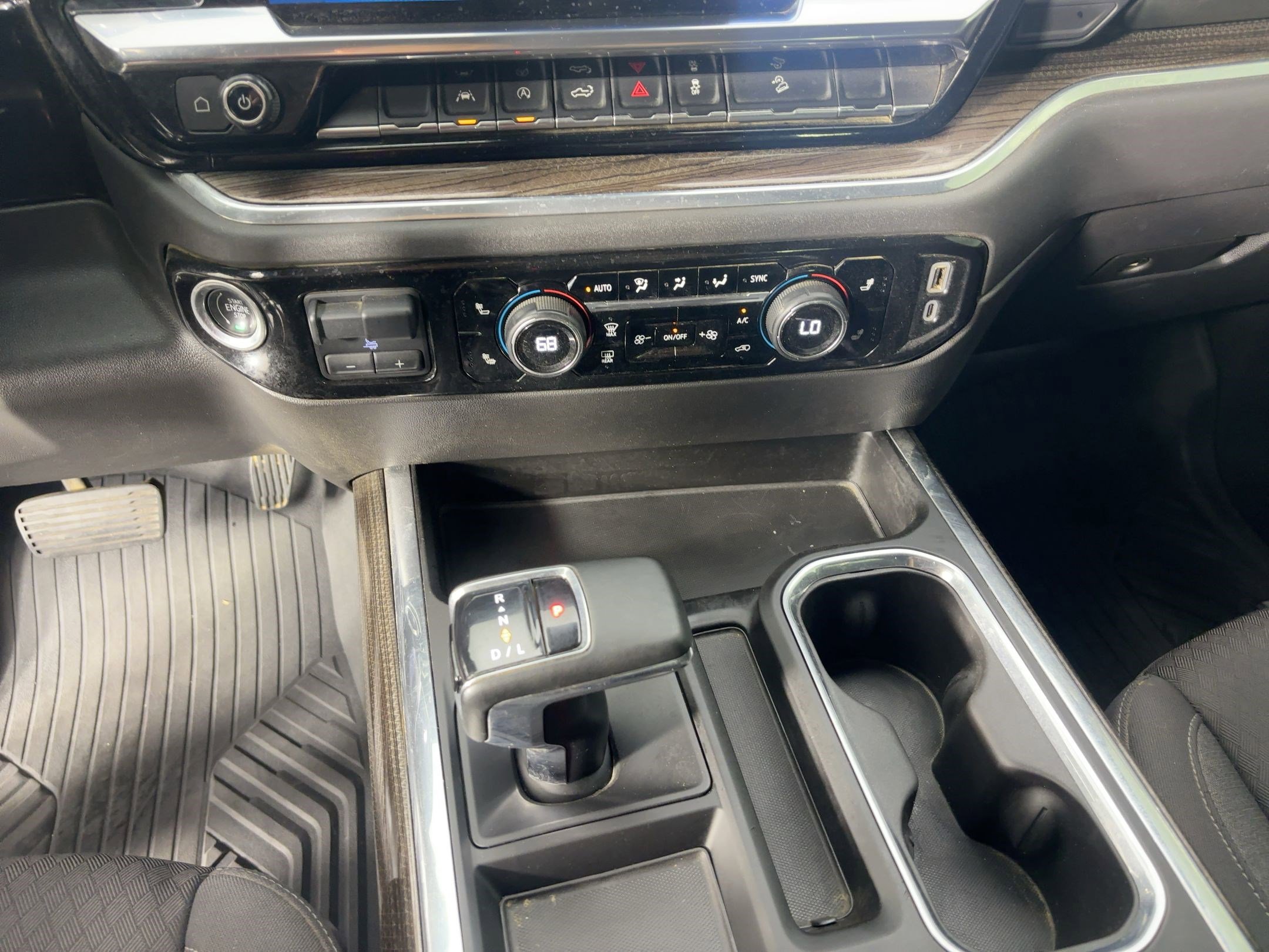 Used 2023 Chevrolet Silverado 1500 LT Trail Boss w/ Protection Package image 17