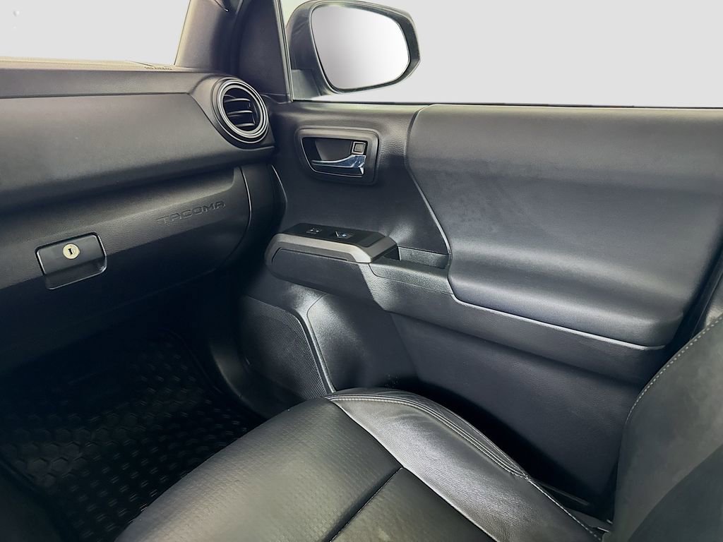Used 2021 Toyota Tacoma TRD Sport image 24