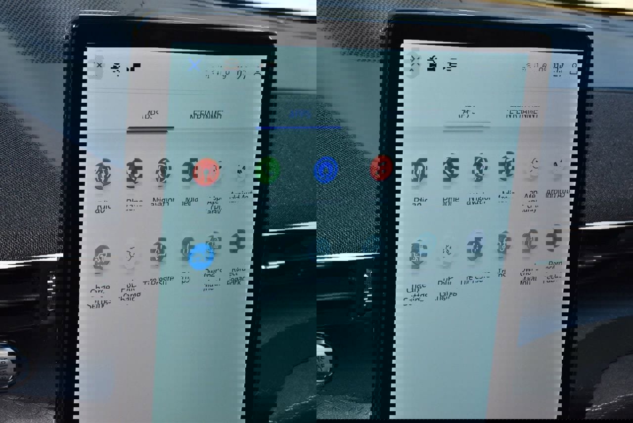 Certified 2025 Ford Mustang Mach-E GT w/ Interior Protection Package image 29