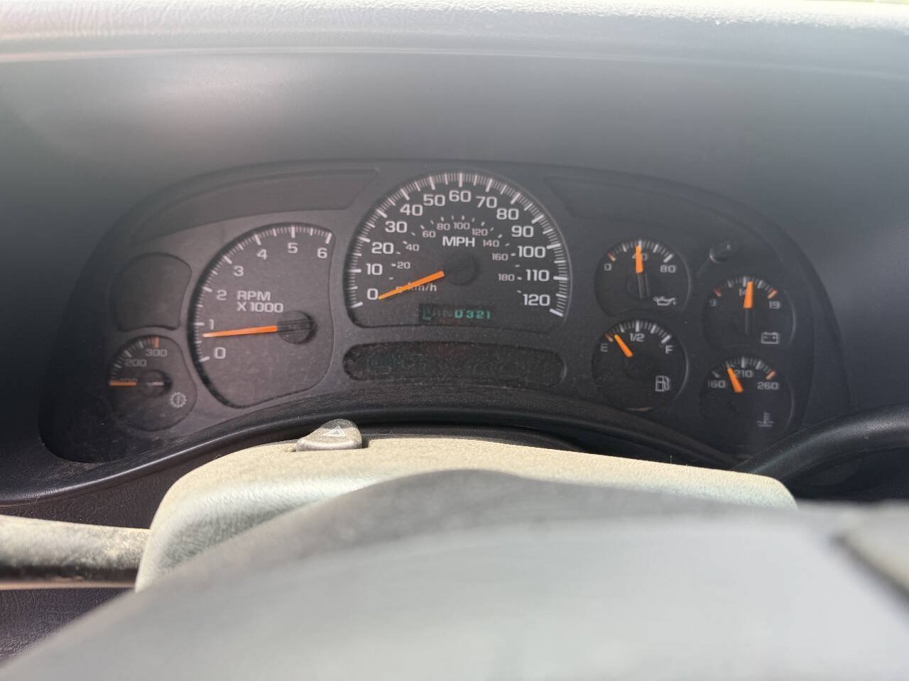 Used 2005 Chevrolet Silverado 3500 4x4 Regular Cab image 12