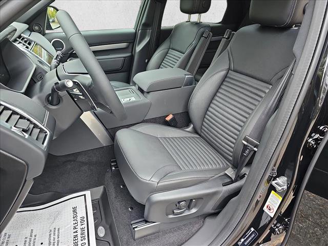 Certified 2024 Land Rover Discovery Dynamic SE image 10