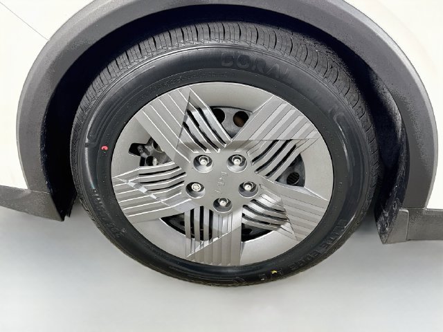 Used 2025 Kia K4 FWD image 37