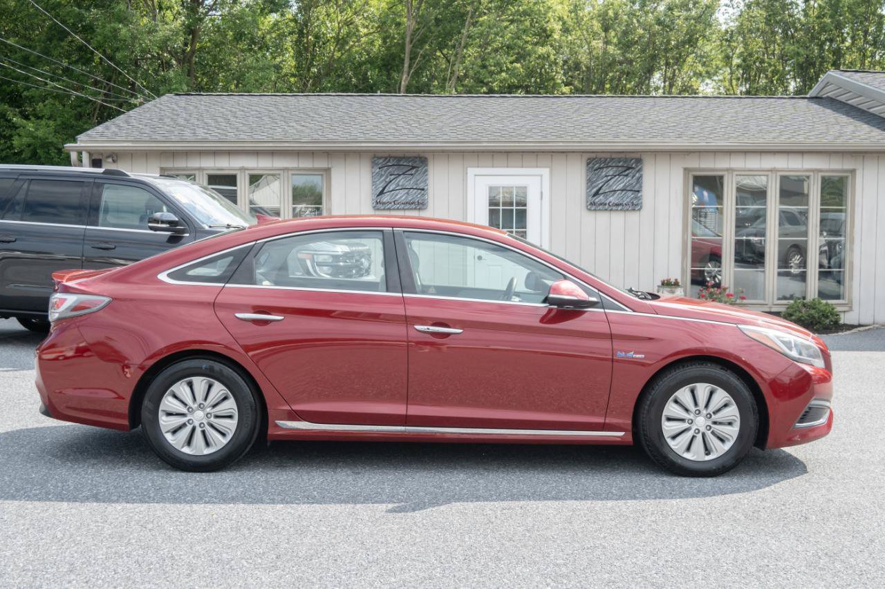 Used 2016 Hyundai Sonata SE FWD image 11