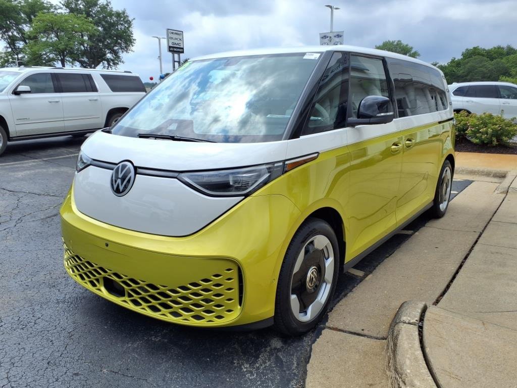 New 2025 Volkswagen ID. Buzz Pro S Plus image 3