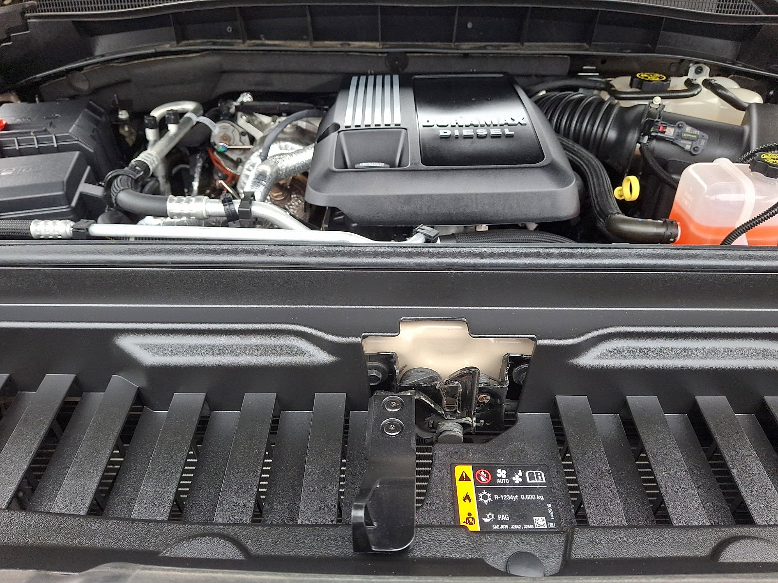 Used 2023 GMC Sierra 1500 AT4 w/ AT4 Premium Package image 27