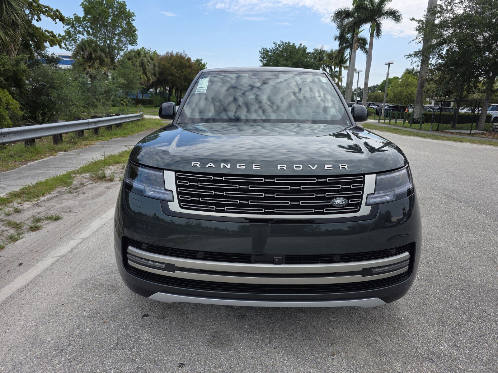 New 2026 Land Rover Range Rover SE AWD/4WD image 8