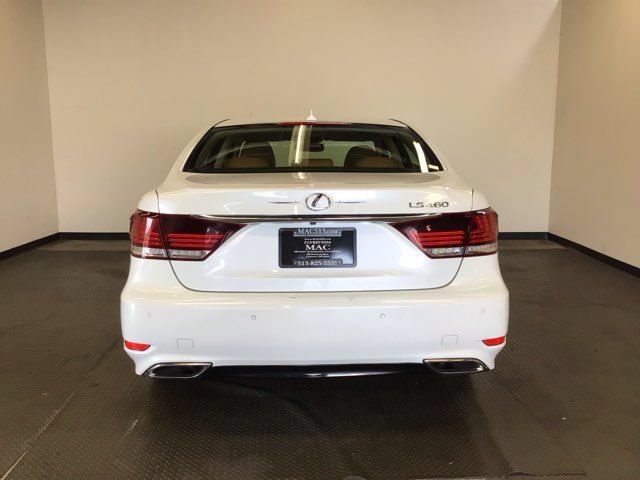 Used 2013 Lexus LS 460 w/ Comfort Pkg RWD image 5