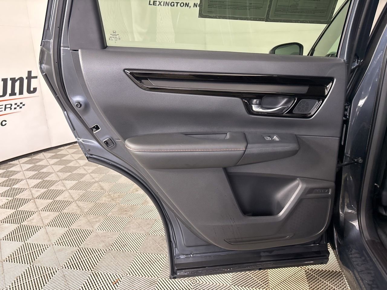 Used 2025 Honda CR-V Sport Touring image 21