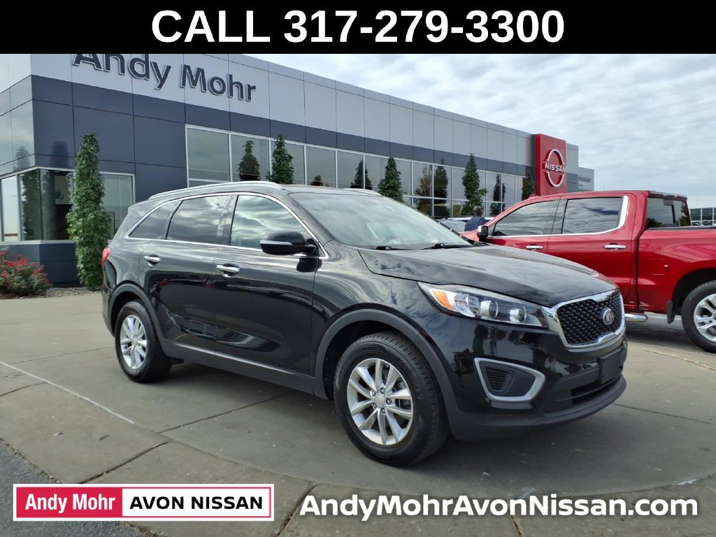 Used 2017 Kia Sorento FWD w/ LX Convenience Package