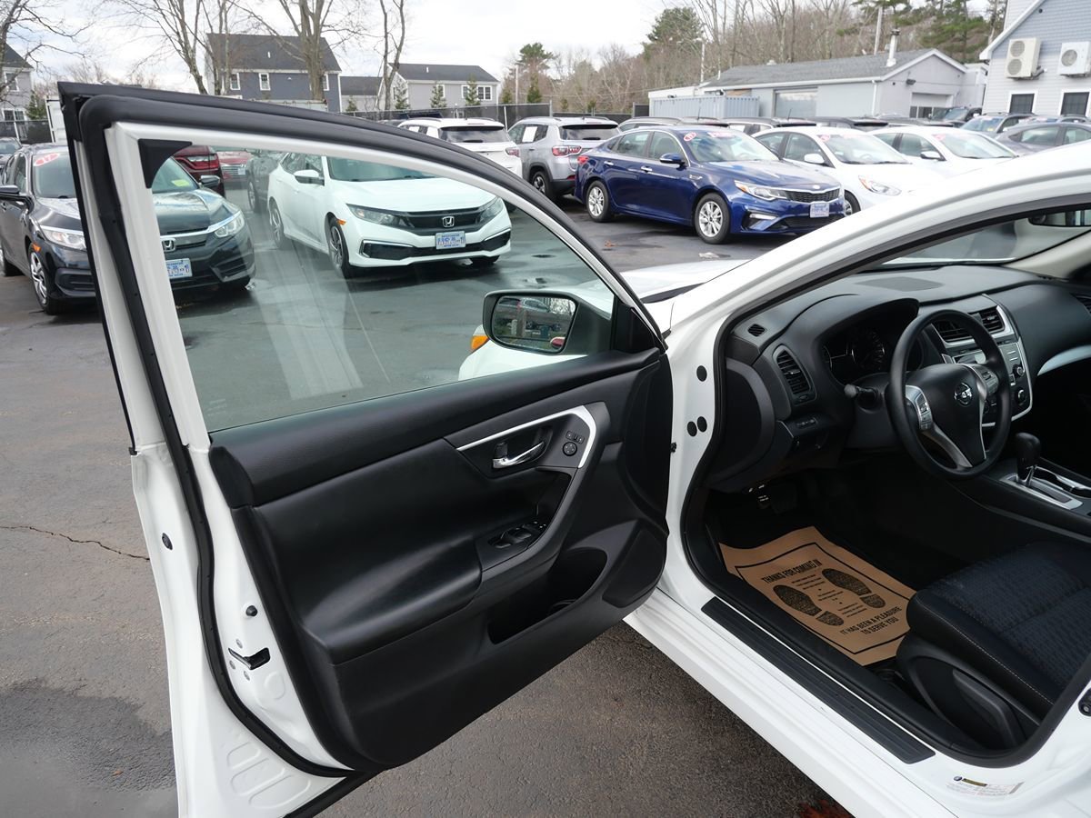 Used 2017 Nissan Altima 2.5 S FWD image 15
