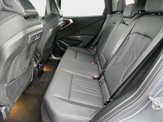 Used 2025 BMW X3 xDrive30i w/ Convenience Package image 18