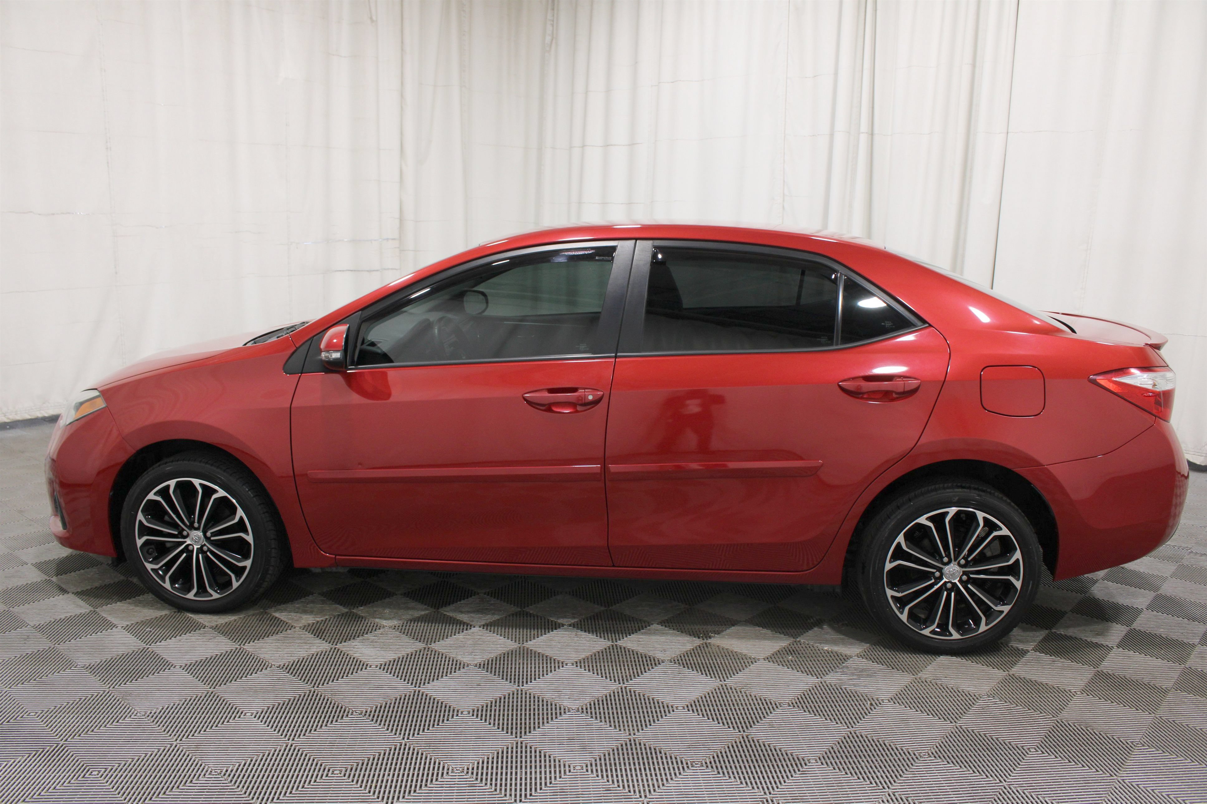 Used 2015 Toyota Corolla S w/ Body Protection Package #1 FWD image 32