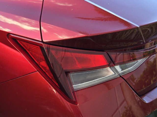 Used 2024 Hyundai Elantra SE FWD image 8