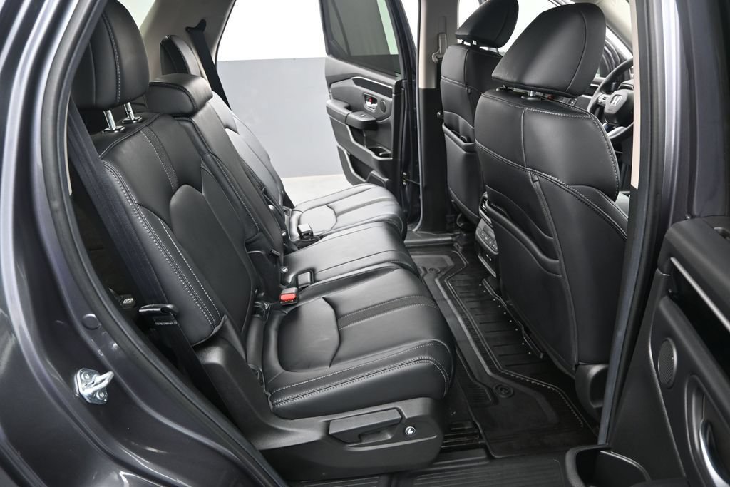 Certified 2025 Honda Pilot EX-L image 29