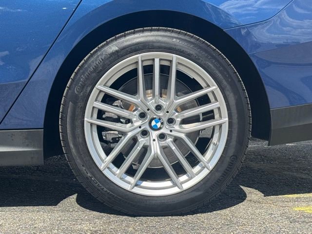 Certified 2025 BMW 540i xDrive w/ Premium Package image 4