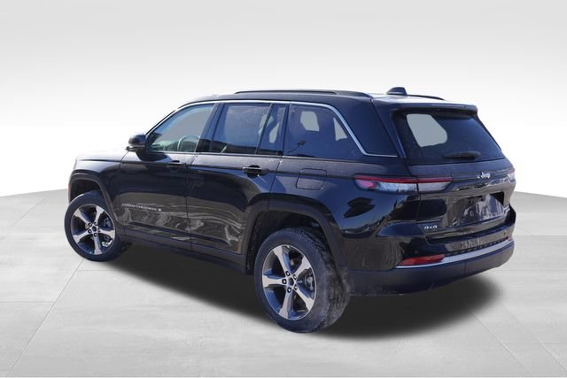 New 2026 Jeep Grand Cherokee Limited w/ Trailer Tow Package AWD/4WD image 5