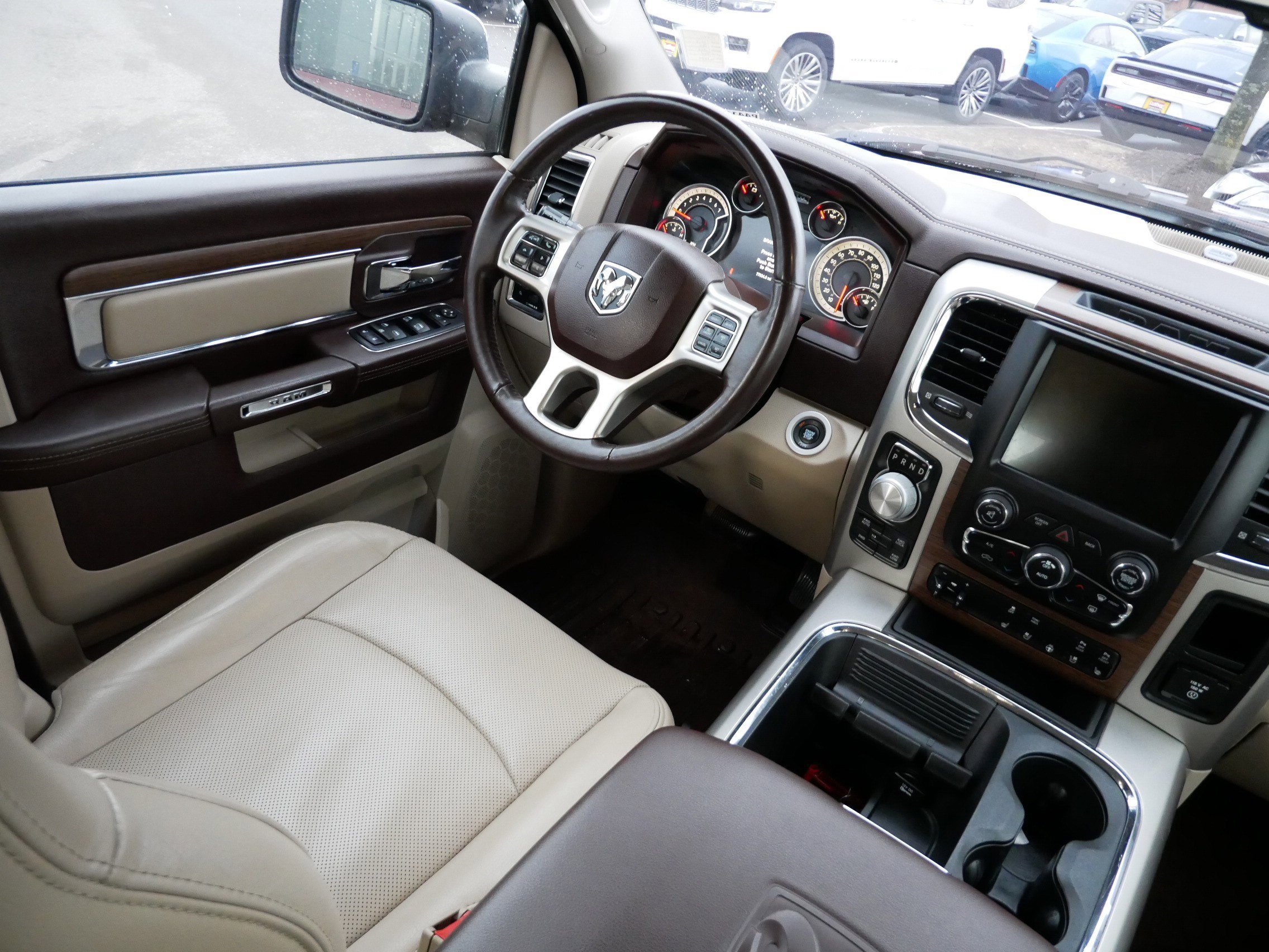 Used 2017 RAM 1500 Laramie w/ Convenience Group image 9