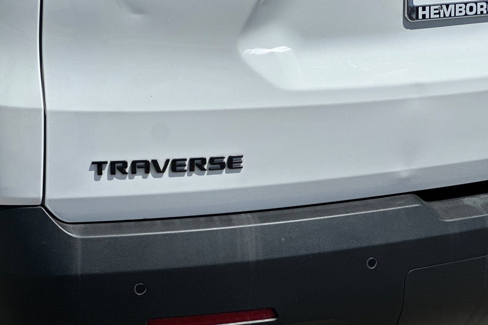 Used 2022 Chevrolet Traverse LT w/ LPO, Blackout Package FWD image 27