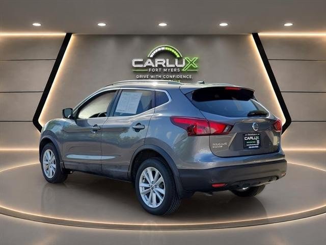 Used 2019 Nissan Rogue Sport SV w/ Technology Package FWD image 4