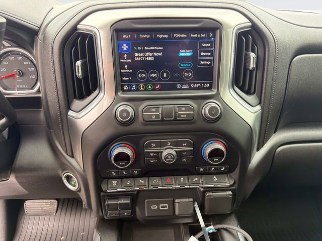 Used 2020 Chevrolet Silverado 2500 LTZ w/ LTZ Premium Package image 33