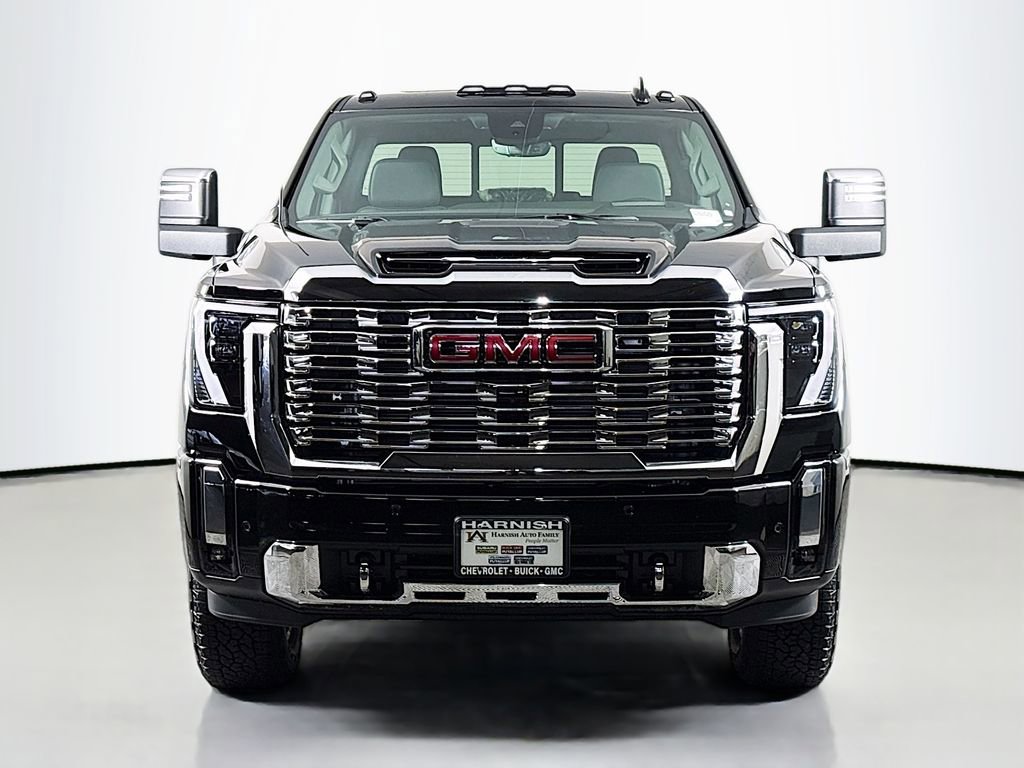 New 2026 GMC Sierra 3500 Denali w/ Denali Reserve Package image 2