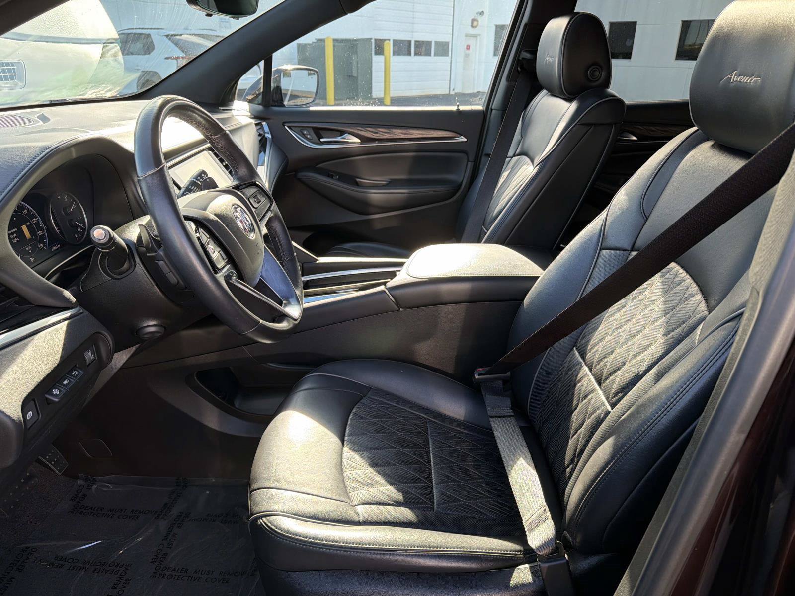 Used 2022 Buick Enclave Avenir w/ Avenir Technology Package AWD/4WD image 8