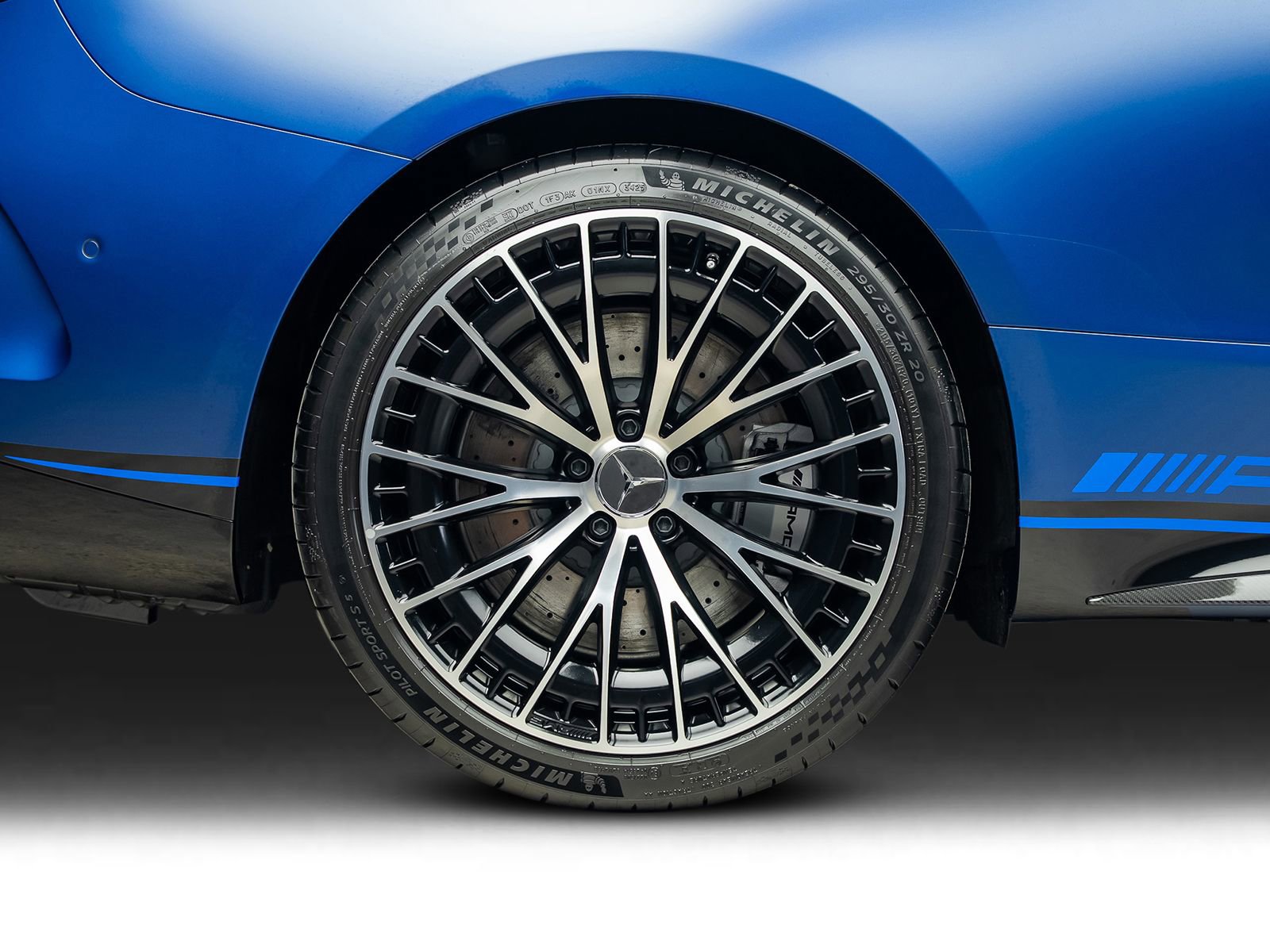 Used 2026 Mercedes-Benz CLE 53 AMG 4MATIC Cabriolet image 38