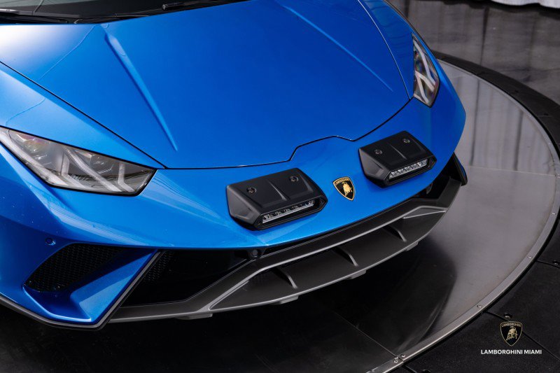 Used 2024 Lamborghini Huracan Sterrato image 6