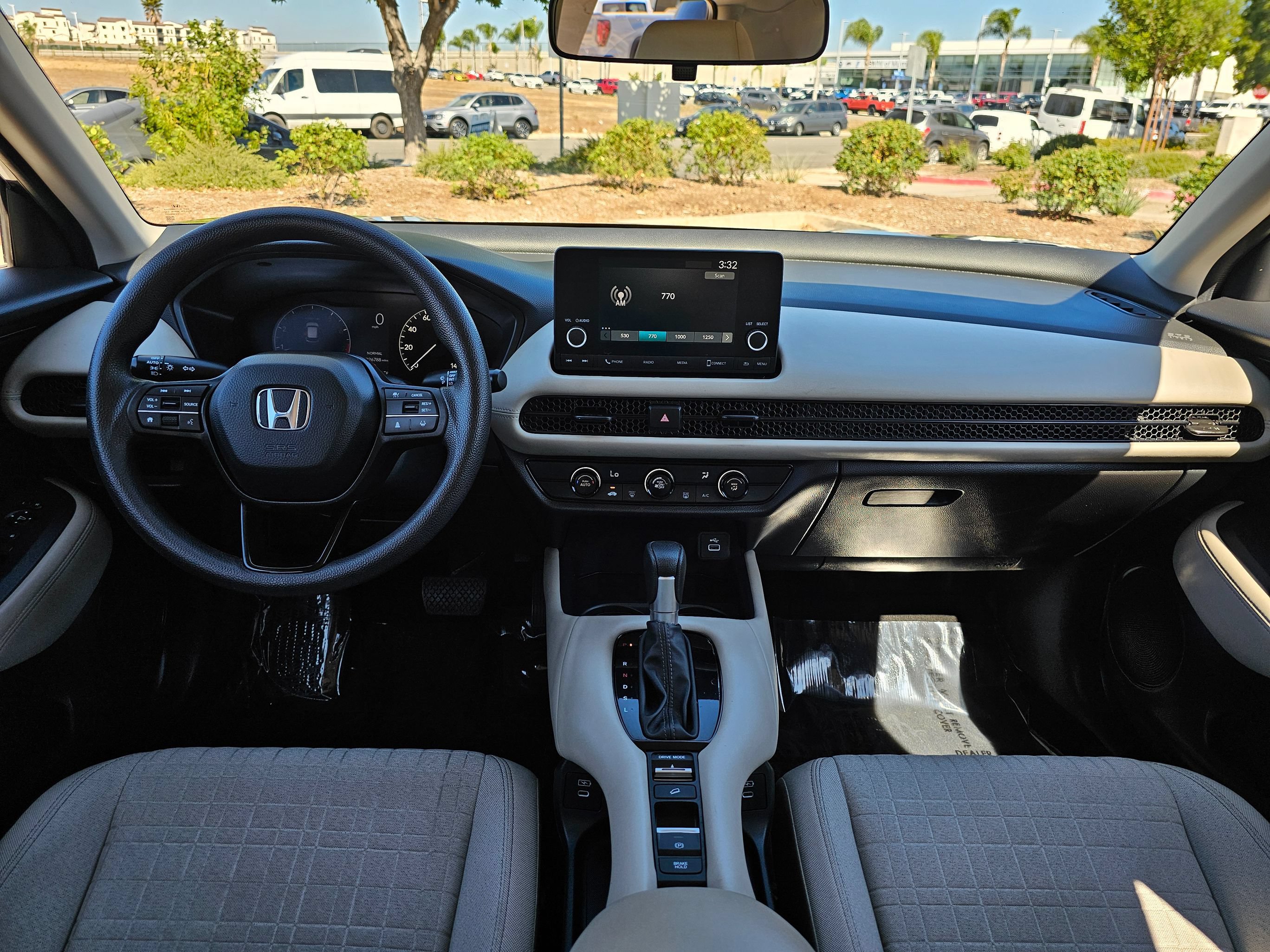 Used 2025 Honda HR-V LX image 22