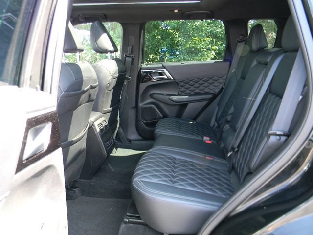 Used 2023 Mitsubishi Outlander SEL Black Edition AWD/4WD image 19