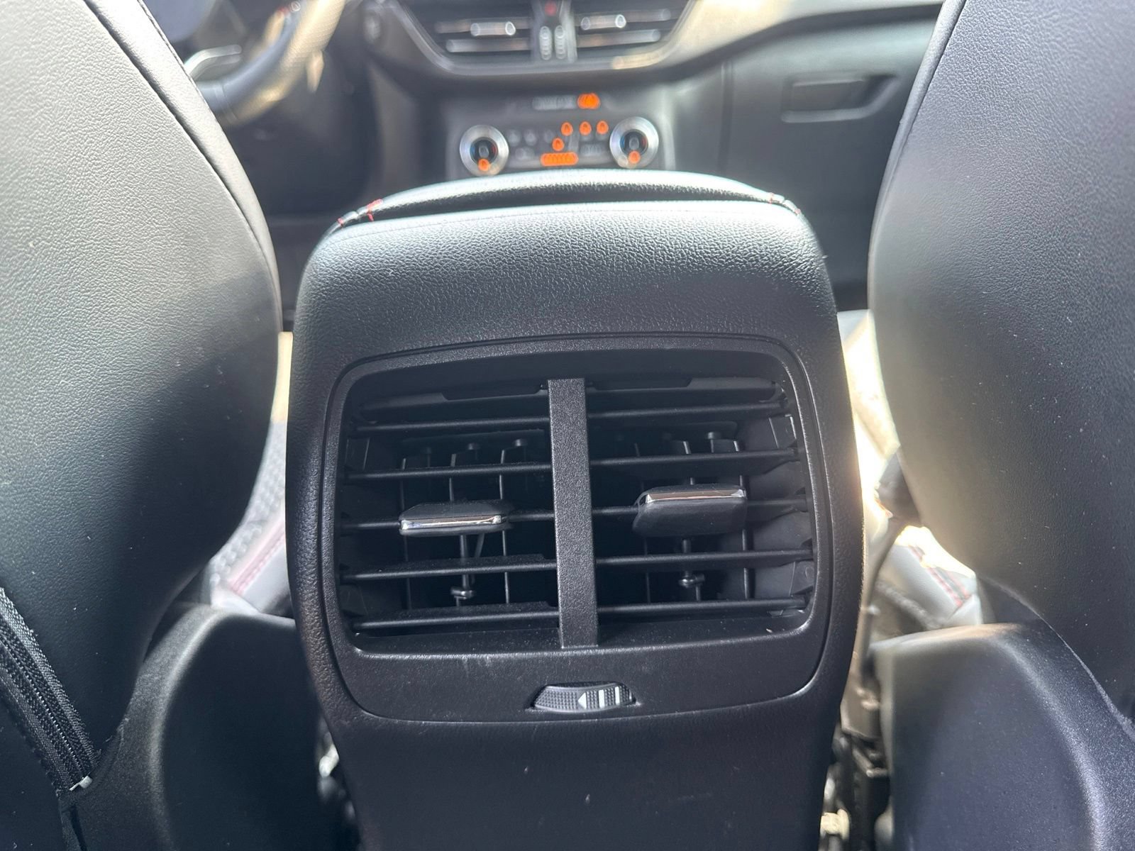 Used 2025 Ford Escape ST-Line FWD image 18
